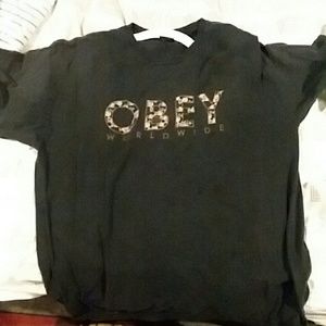 Obey graphic tee